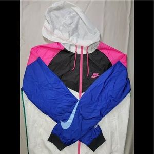 NIKE NSW WINDRUNNER CITY OF ATHLETES MULTICOLOR